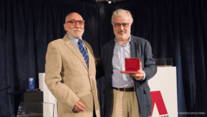António José Teixeira distinguido com a Medalha de Honra da SPA