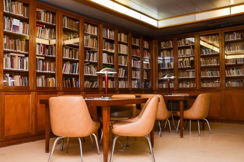biblioteca biblioteca